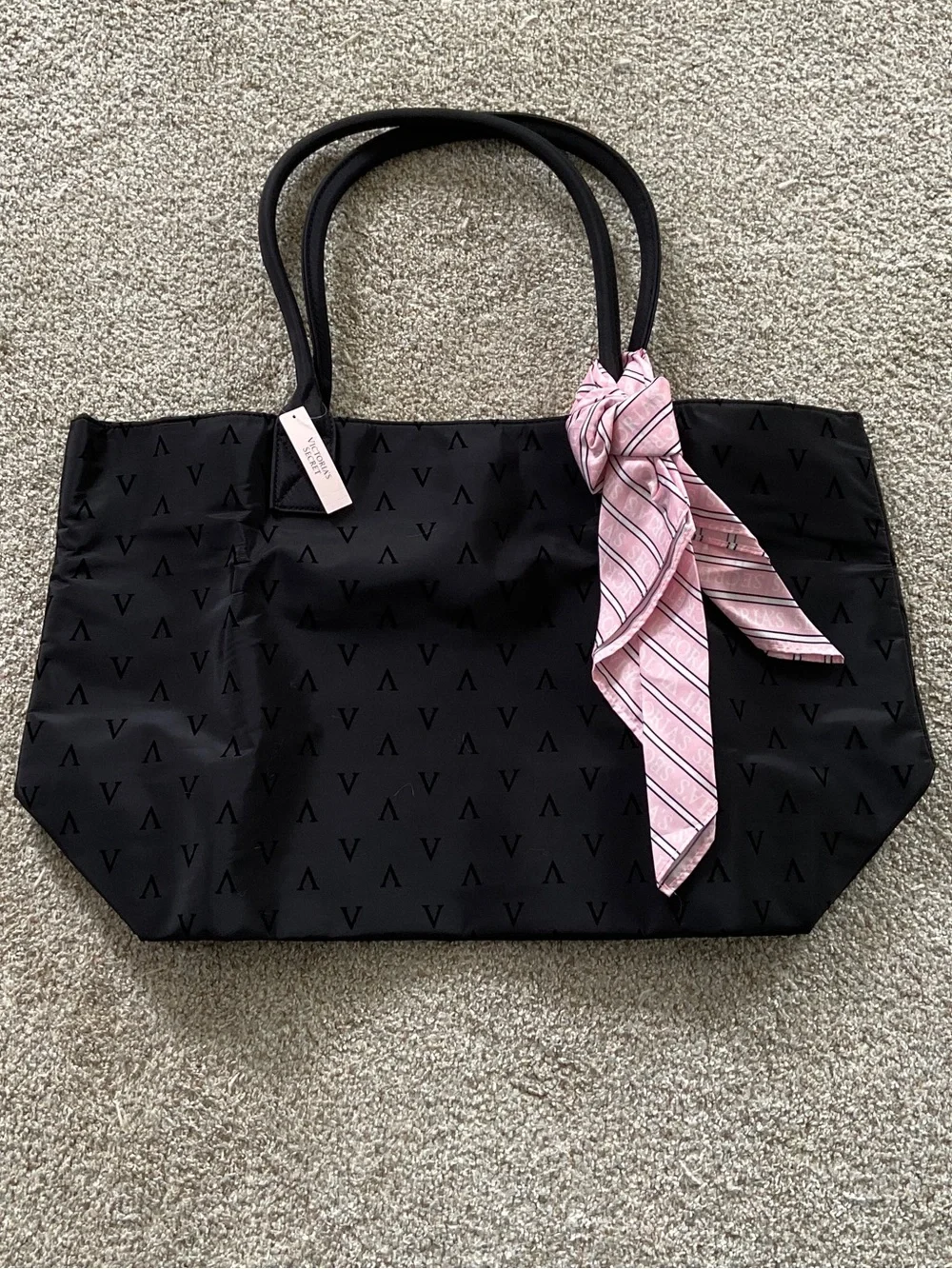 Victoria Secret Black Bag with Pink Scarf NWT - Picture 3 of 13